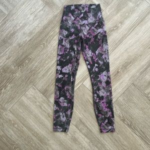 Lululemon leggings size 2